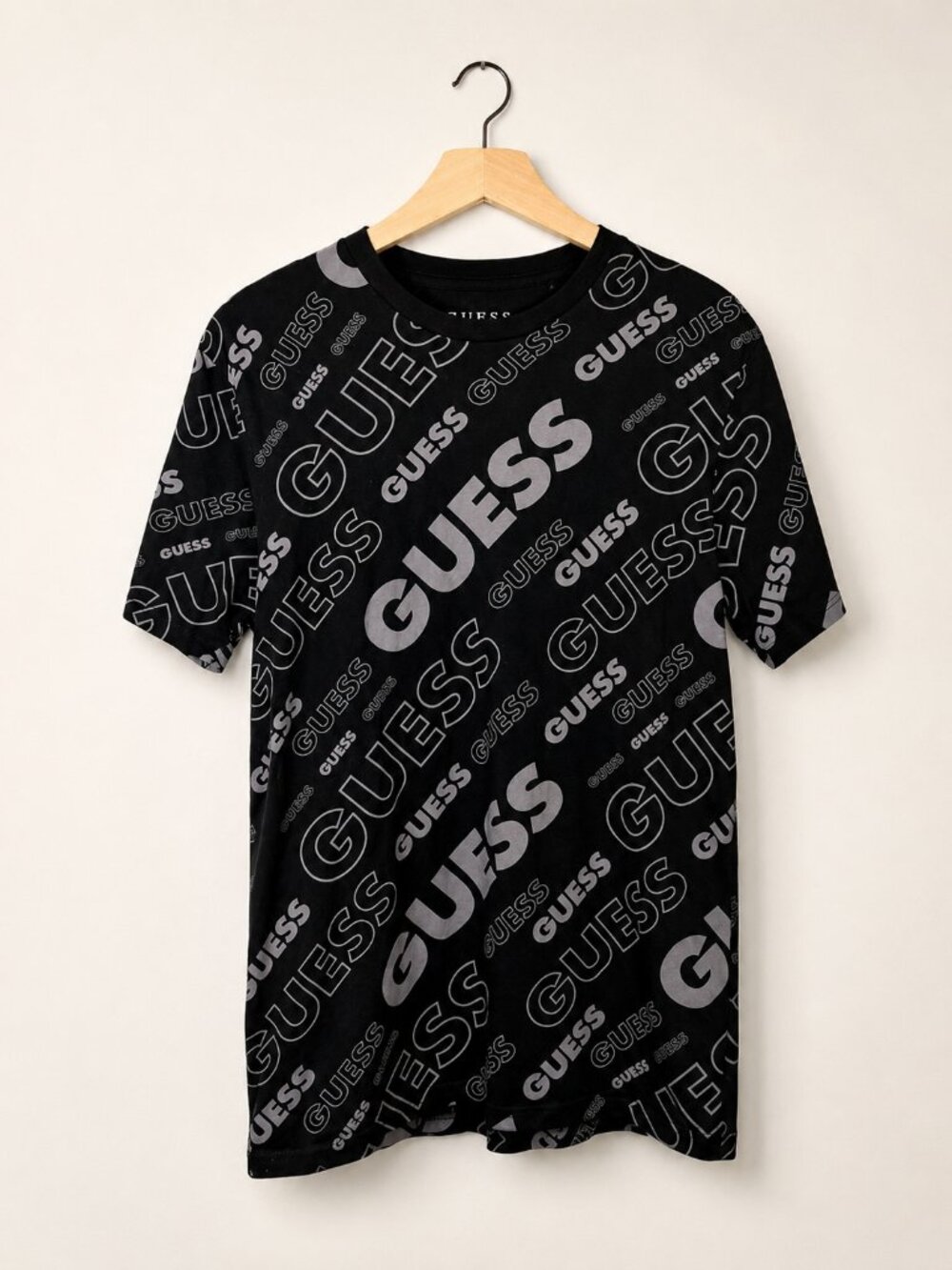 Guess Men’s Black All Over Logo Graphic T-Shirt Medium Slim Fit